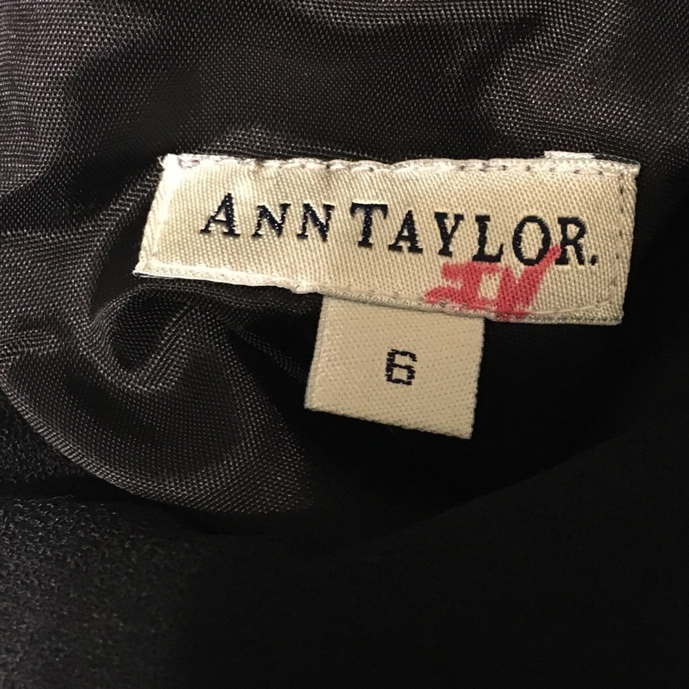 Ann Taylor vintage 90s little black dress w/ intricate back detail sz 6 - Picture 10 of 11